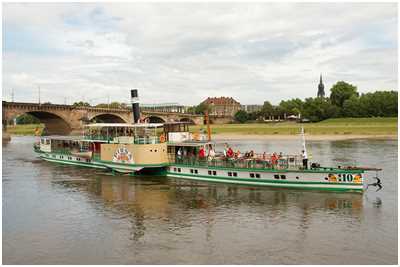 Seitenraddampfer Pirna