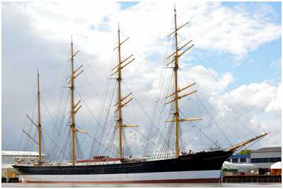 Viermastbark Peking (Bild: https://de.wikipedia.org/wiki/Peking_(Schiff))