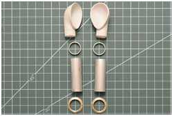 die Einzelteile der beiden Windhutzen