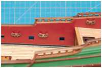 kleine Kreuzhölzer verklebt