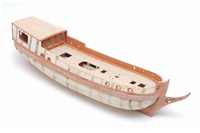 Berghölzer und Poopdeck verklebt