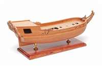 Stückpfortenkränze aufgeklebt, Galion und Ständerbrettchen fertiggestellt