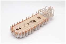 das Deck ist beplankt und geschliffen