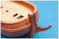 Ankerklüsen und Schließknie