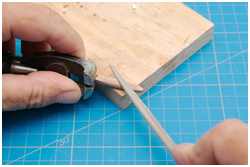 Rohlinge in Form feilen