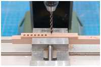 Fräsen des Bogenbalkens unter dem Handlauf