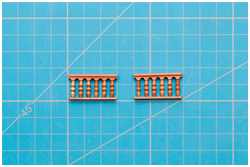 Zusammenkleben der Einzelteile der Geländer