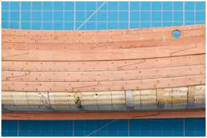 immer wieder zwischendurch werden Dübel gesetzt