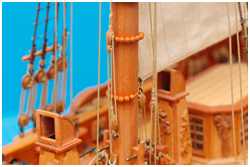 Talje mit durchgeholtem Niederholer