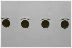 Ein oft vergessenes Details - die Regenrinnen &uuml;ber den Bullaugen