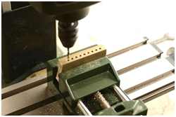 Loch- und Zahnschienen