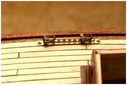 Lochschiene f&uuml;r die Wanten