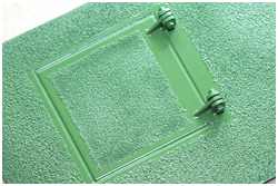 Scharniere für Decksluken