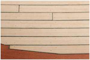 Imitation der Nagelung von Decksplanken