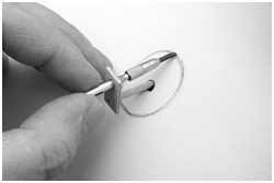 ovale Löcher in schiefen Wänden