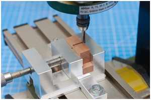 Arbeiten mit der Mikrofr&auml;se MF70