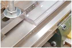 Plankenklemmen für Außenbeplankung